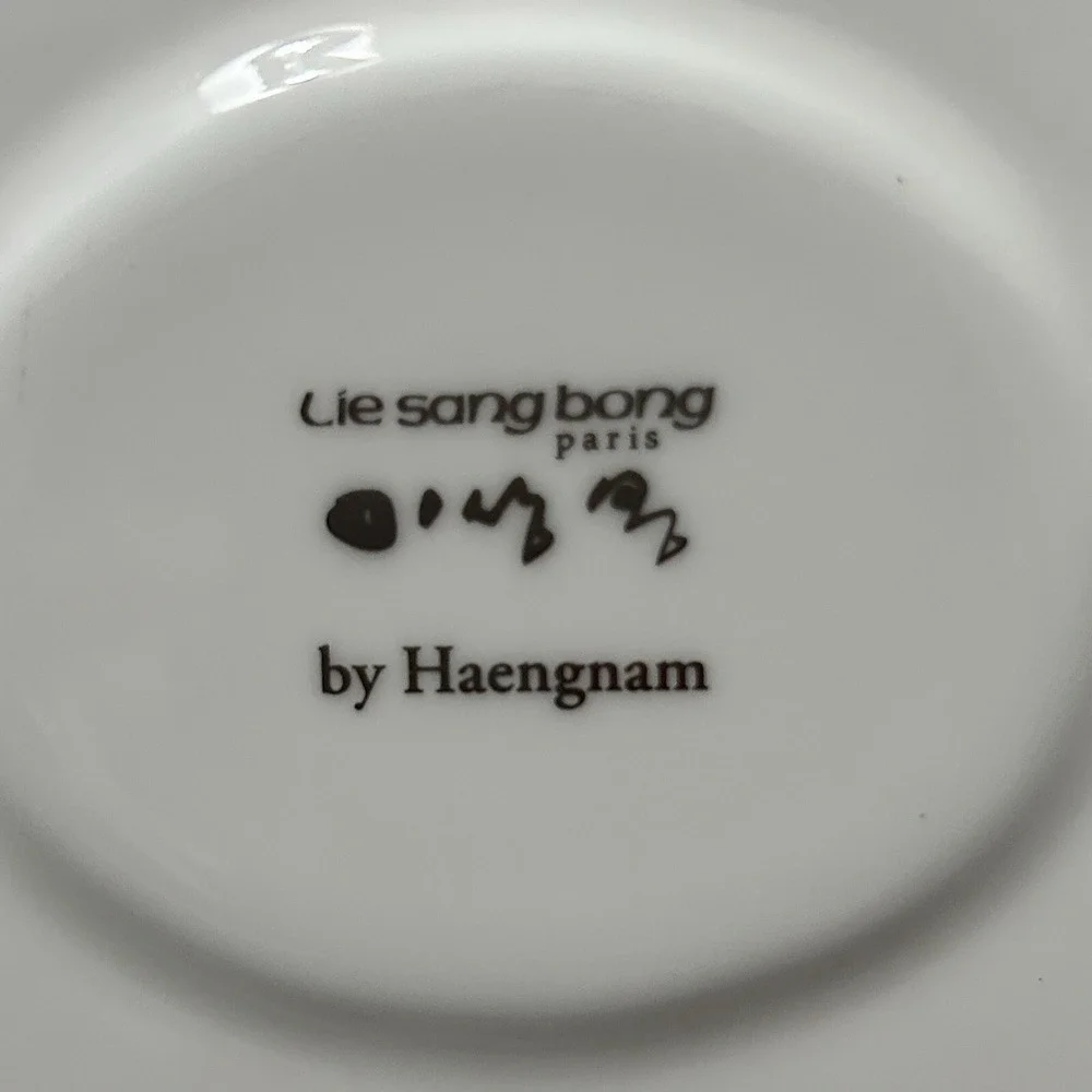 Li Sang Bong x HAENGNAM Korean Porcelain Calligraphy Art Poem Plate Black /White